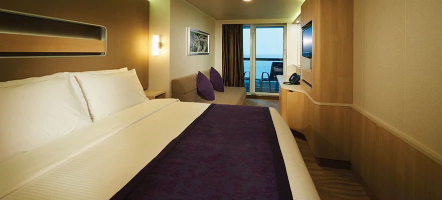 Mid-Ship Mini-Suite with Balcony, MB